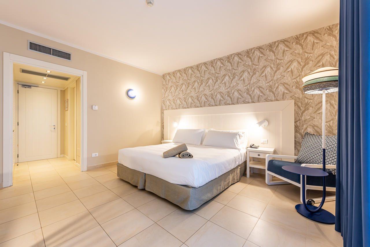 Voi Daniela Essentia Hotel Conca Specchiulla Bagian luar foto