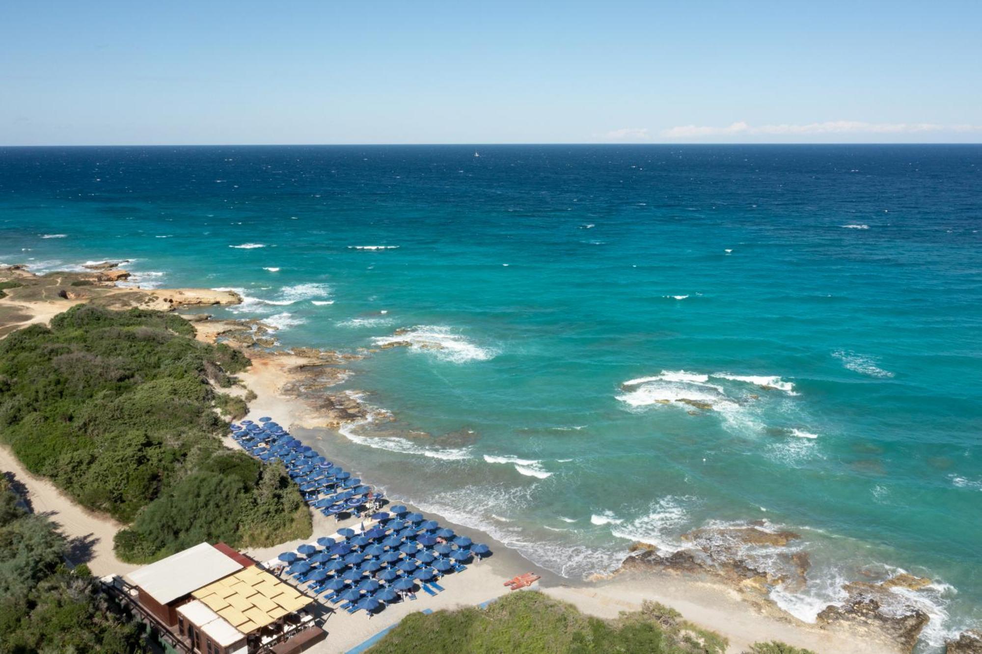 Voi Daniela Essentia Hotel Conca Specchiulla Bagian luar foto
